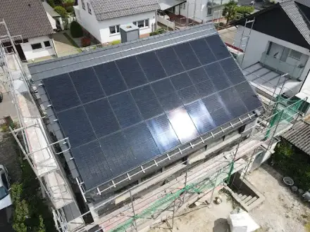 CHECK AND WORK GMBH – Photovoltaik