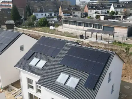 Foto von Compact Solar