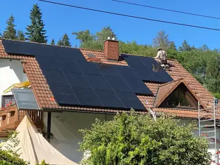 Foto von Dolmar Solar