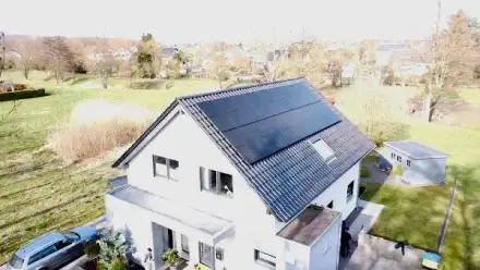 Foto von Dominic Elsner - TÜV-Fachberater für PV & Speichertechnik
