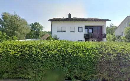 Foto von Fotovoltaik-Solartsromanlage