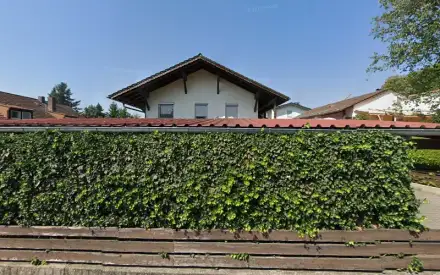 Foto von Fotovoltaik-Solartsromanlage