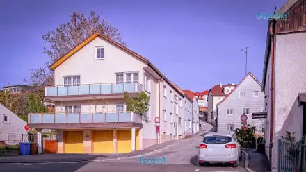 Foto von Fotovoltaik-Solartsromanlage