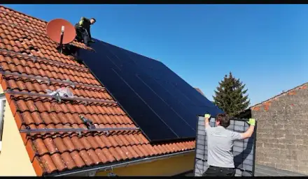 Foto von Frosch Solar