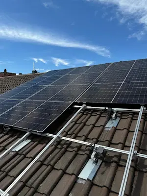 Foto von Haziri Photovoltaik