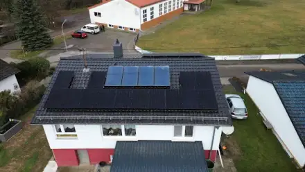 Foto von Junergy ALL IN ONE SOLARLÖSUNGEN