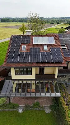 Foto von Photovoltaikanlagen Rosenheim - PurePower Engineering SA