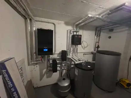 Foto von Safai Solar Energy